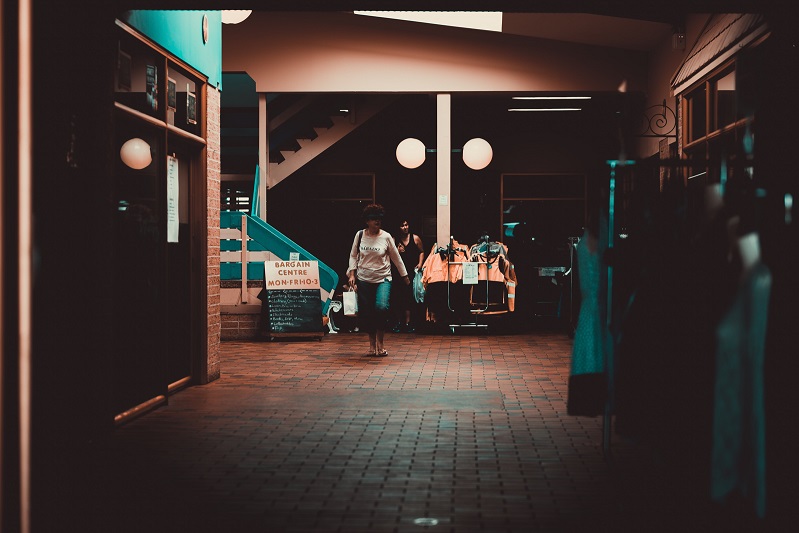 地下室潮濕怎么破？安詩曼除濕機來支招